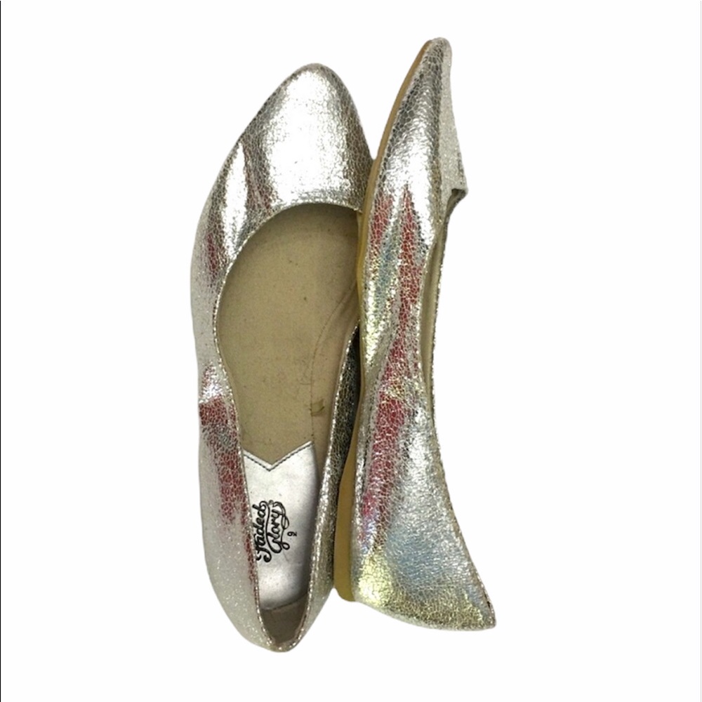 Faded Glory silver metallic pointed flats …